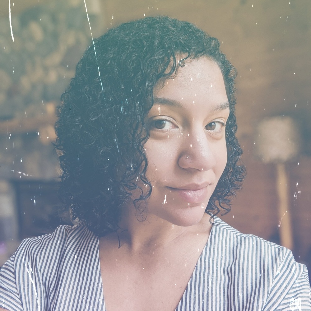 Meet your Posher, Stacy